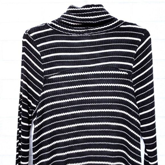 FREE PEOPLE Kristina Striped Cowl Neck Top M - Picture 7 of 9